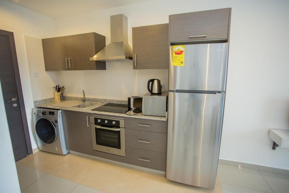 The Gallery Luxury Apartments Acra Exterior foto